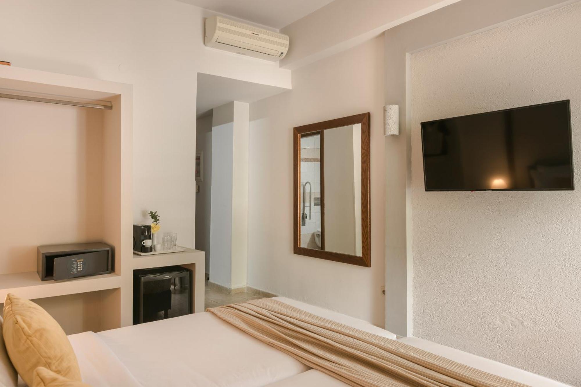 Niki Beach Hotel Kamariotissa 객실 사진