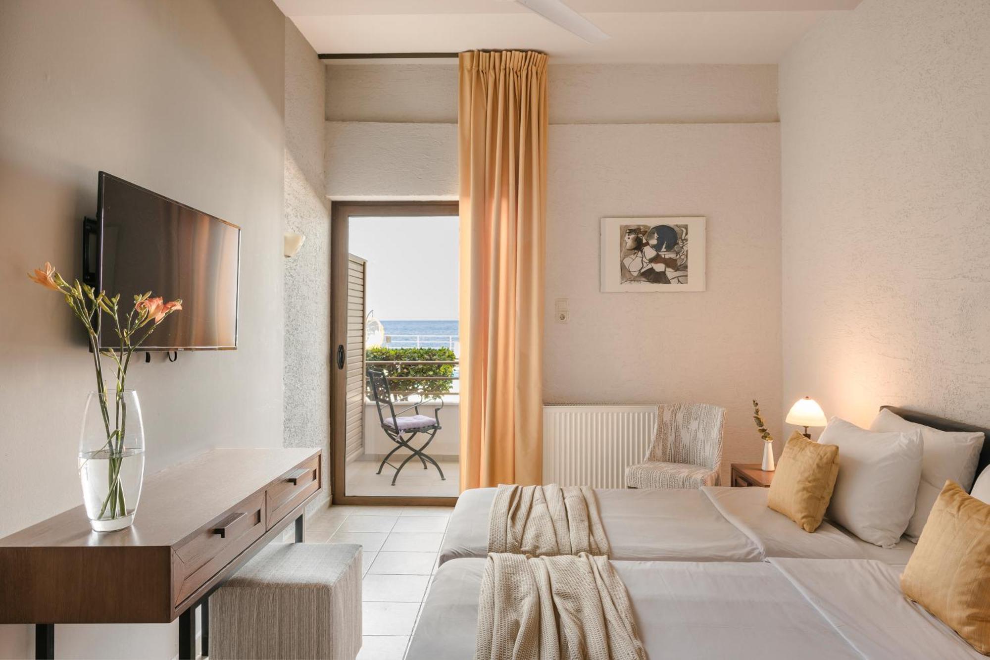 Niki Beach Hotel Kamariotissa 객실 사진